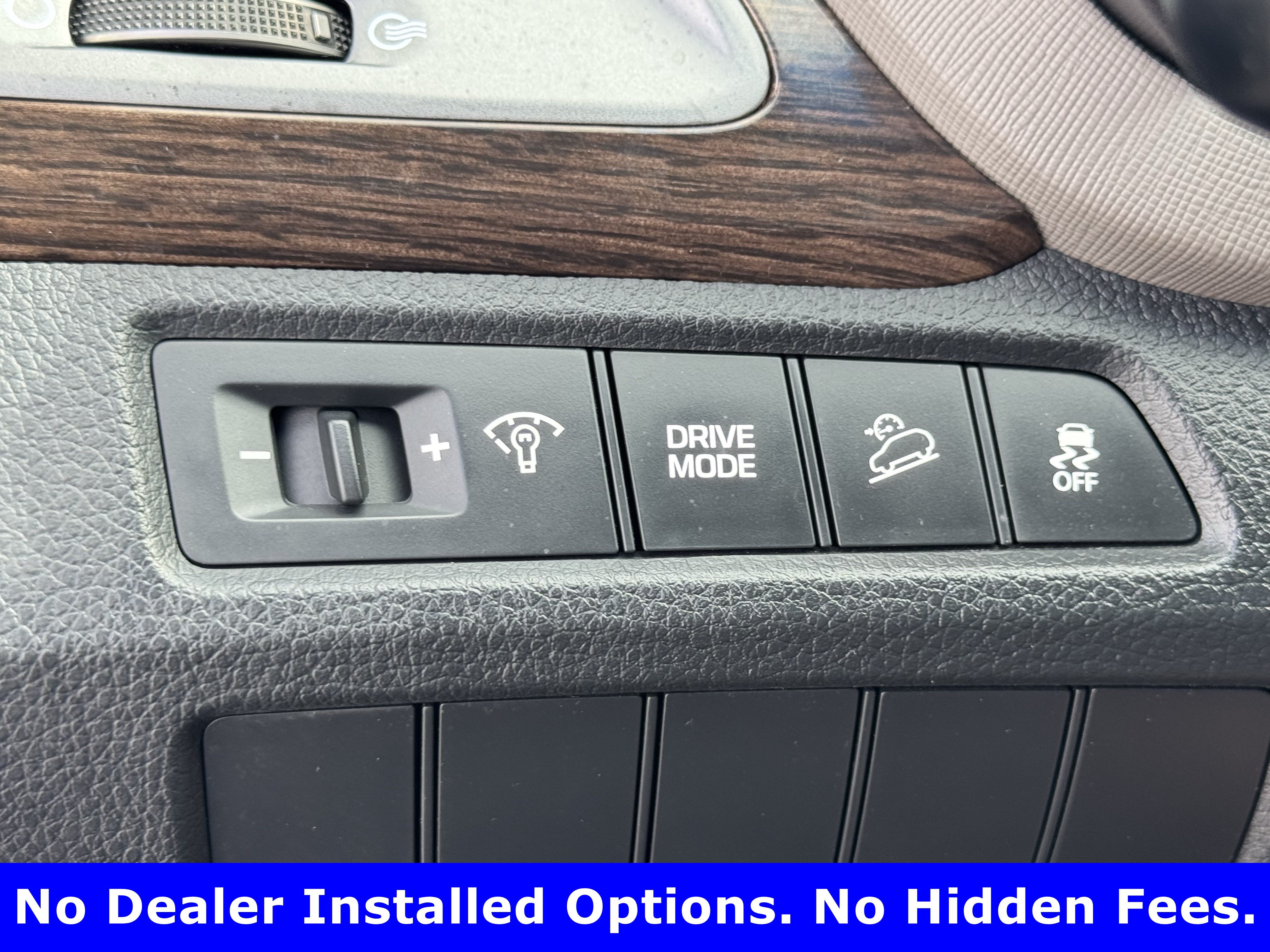 Used 2018 Hyundai Santa Fe Sport FWD image 19