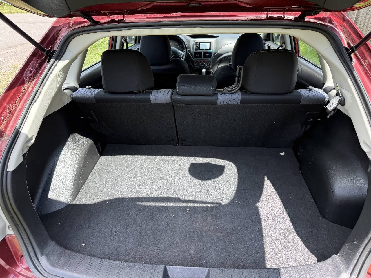 Used 2011 Subaru Impreza Outback Sport AWD/4WD image 15
