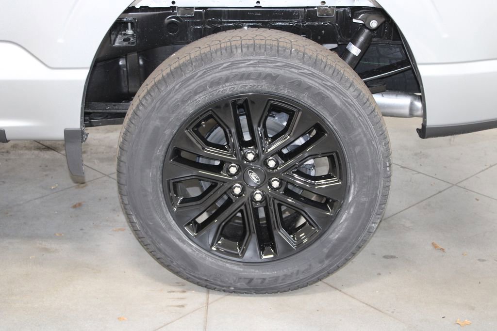 New 2026 Ford F150 XLT w/ Equipment Group 302A MID AWD/4WD image 18