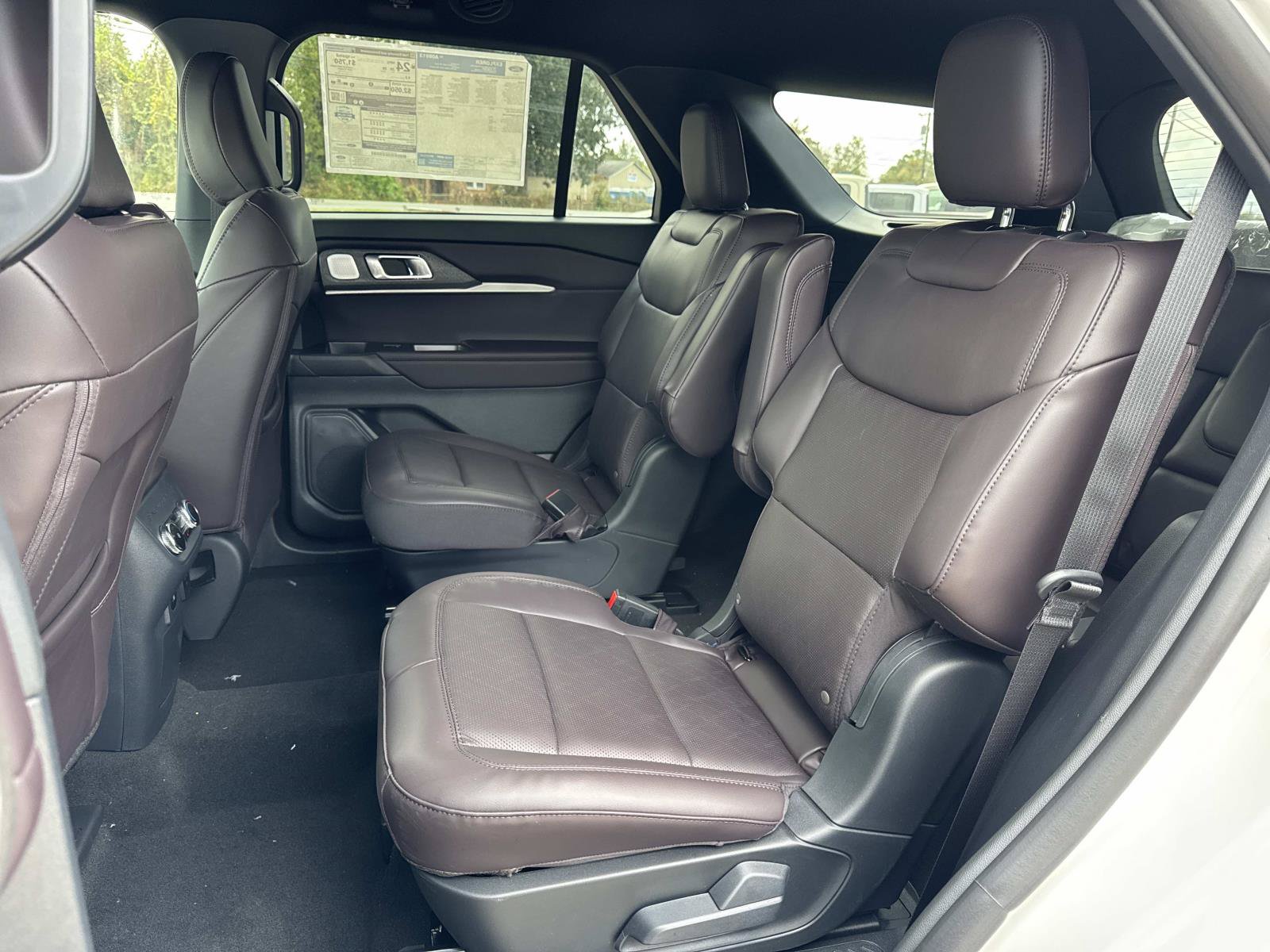 New 2026 Ford Explorer Platinum RWD image 7