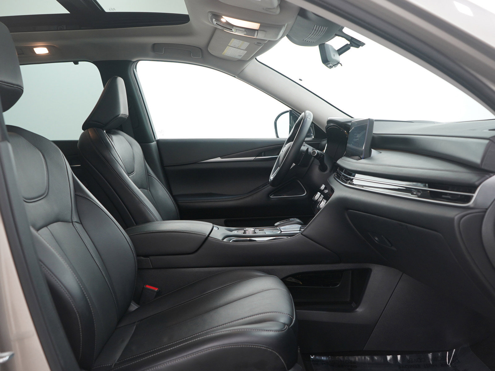 Used 2024 INFINITI QX60 Sensory image 13