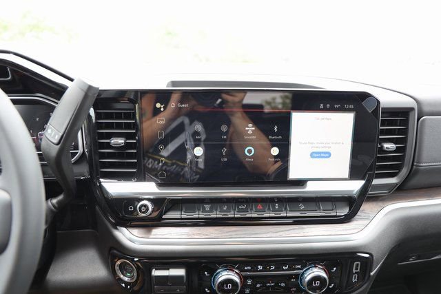 New 2025 GMC Sierra 2500 SLT image 17