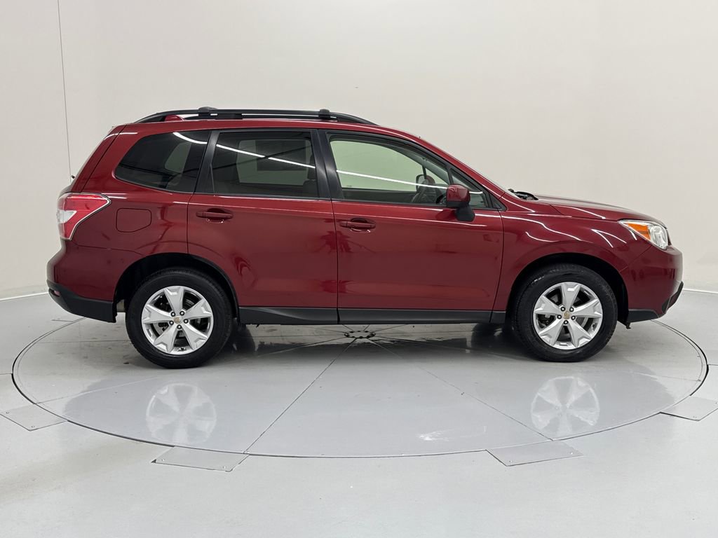Used 2016 Subaru Forester 2.5i Premium AWD/4WD image 6
