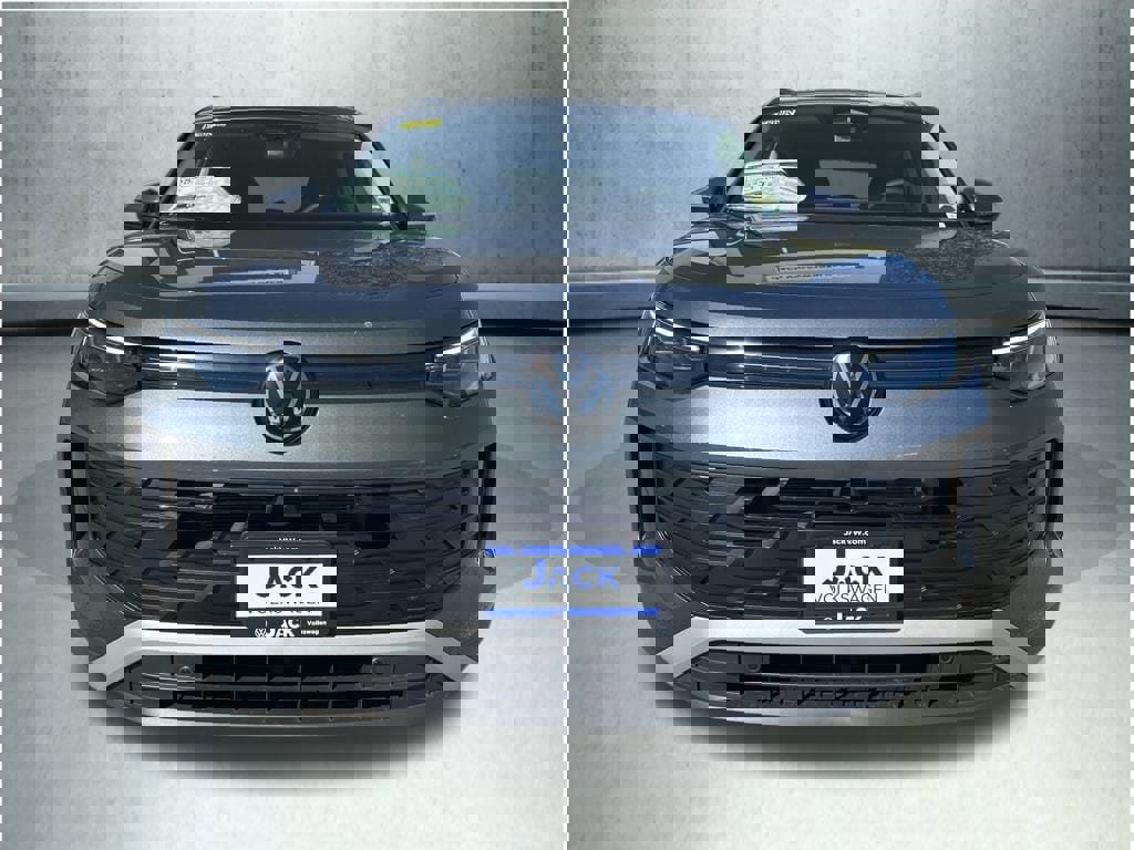 New 2025 Volkswagen Tiguan S image 8