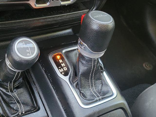 Used 2023 Jeep Gladiator Overland AWD/4WD image 34