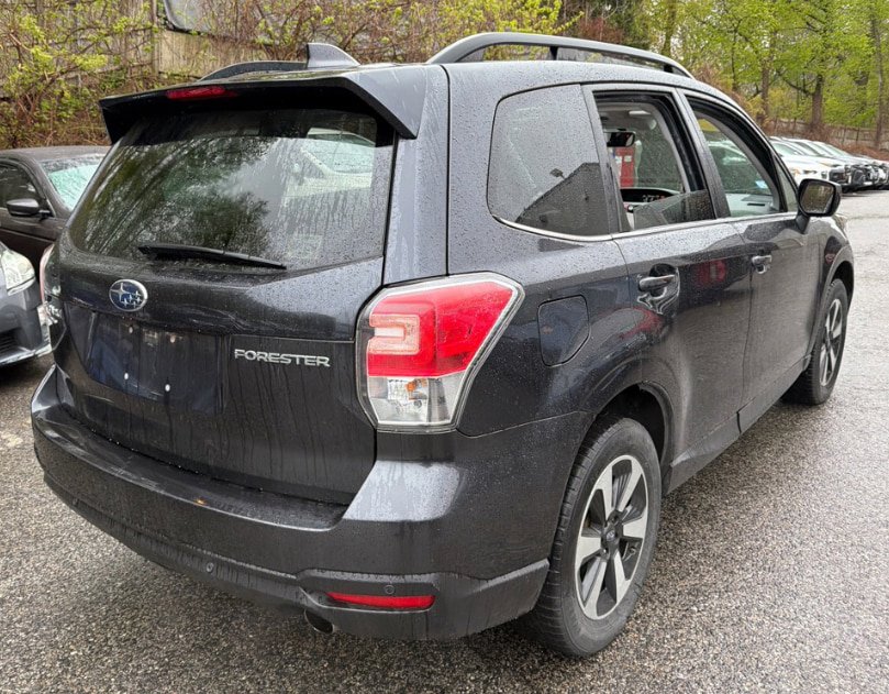 Used 2018 Subaru Forester 2.5i Limited AWD/4WD image 8
