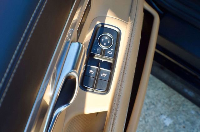 Used 2016 Porsche Cayman RWD image 42