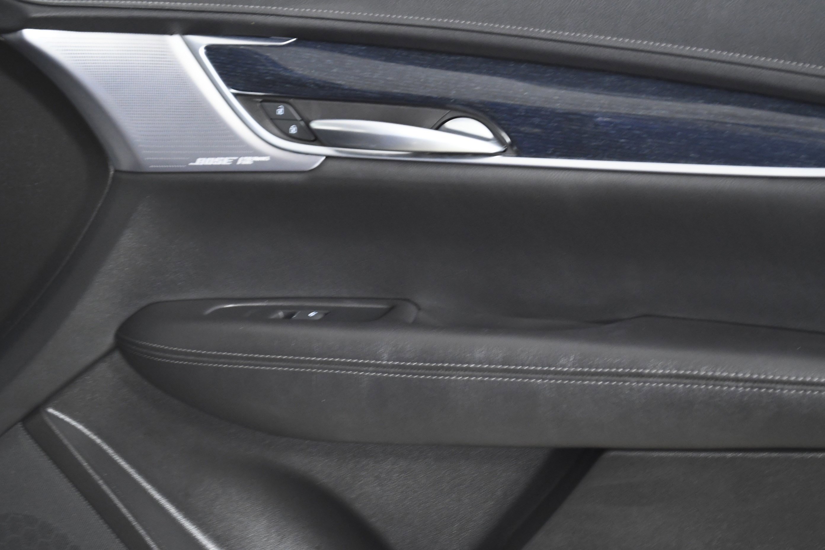 Used 2024 Cadillac XT5 Premium Luxury image 28