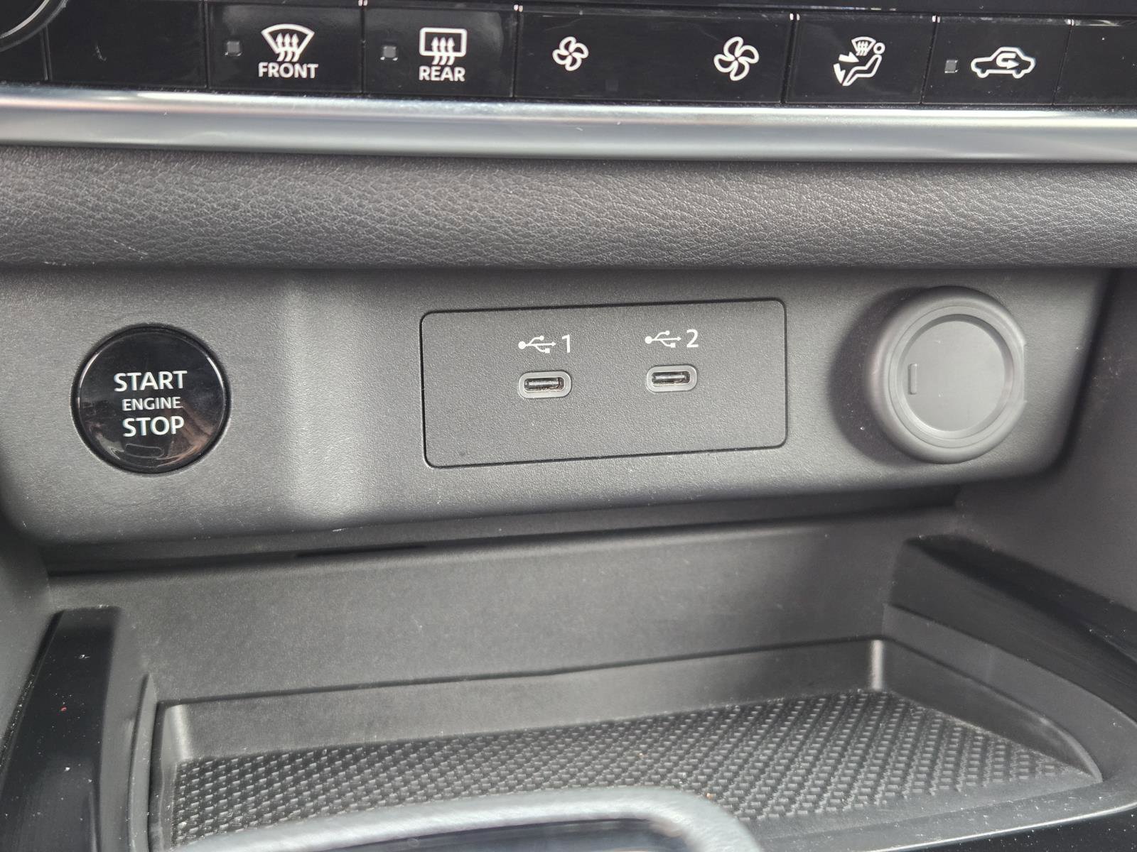 Used 2024 Nissan Rogue SV FWD image 12