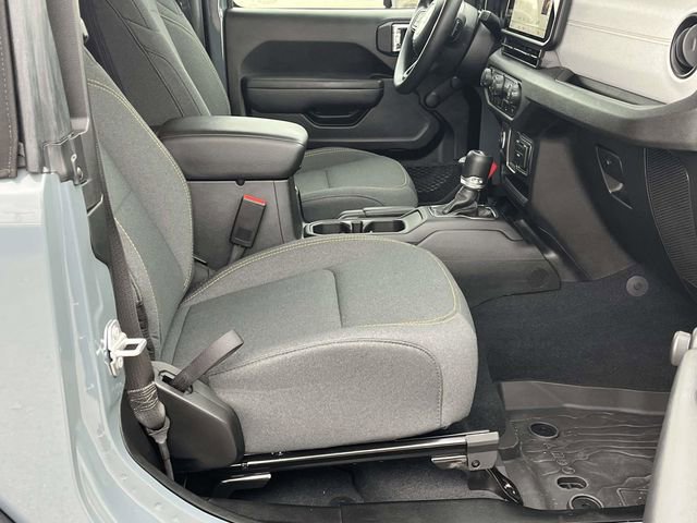Used 2024 Jeep Wrangler Sport image 21