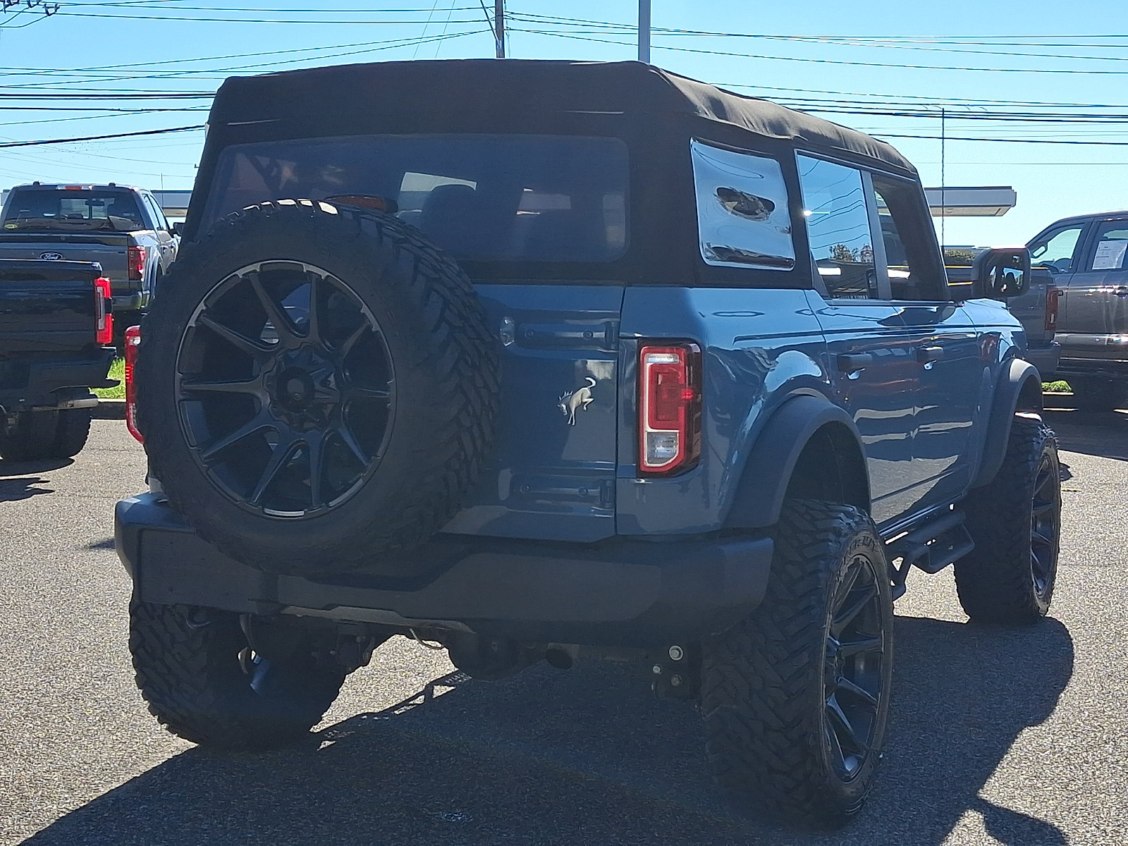 Used 2023 Ford Bronco 4-Door AWD/4WD image 10