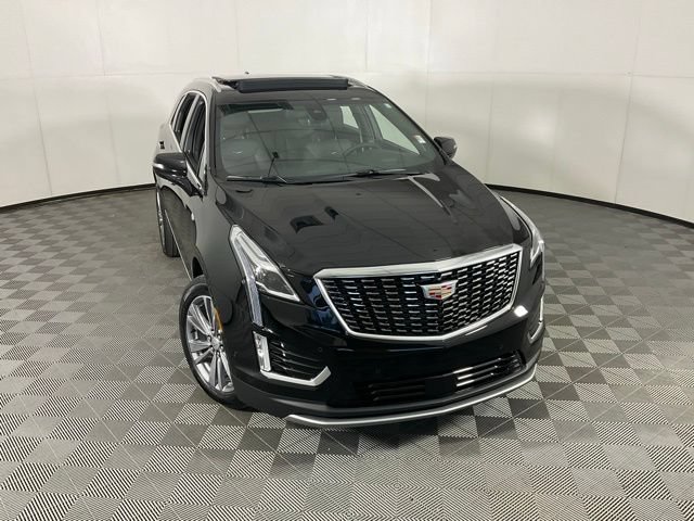 Certified 2025 Cadillac XT5 Premium Luxury w/ Technology Package AWD/4WD image 37