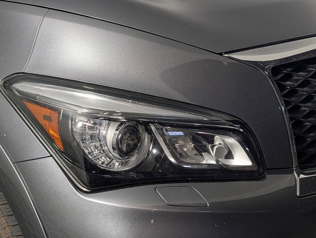 Used 2016 INFINITI QX80 4WD w/ Deluxe Technology Package image 15