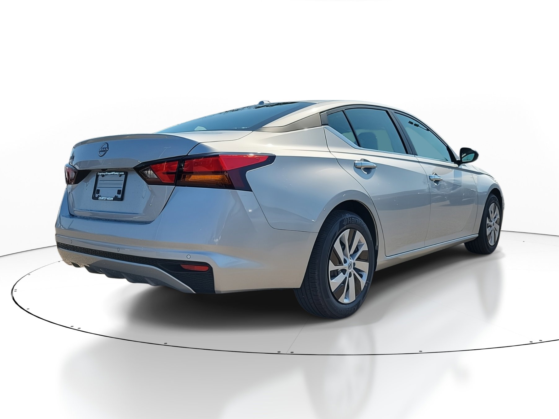 New 2025 Nissan Altima 2.5 S image 4