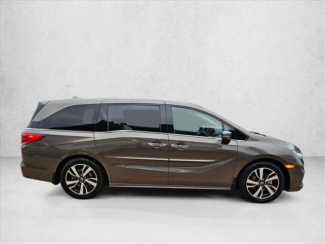 Used 2019 Honda Odyssey Elite image 4
