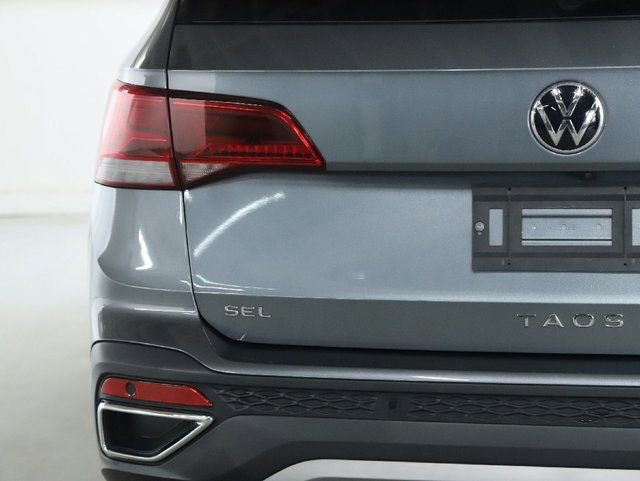 Used 2022 Volkswagen Taos SEL image 46