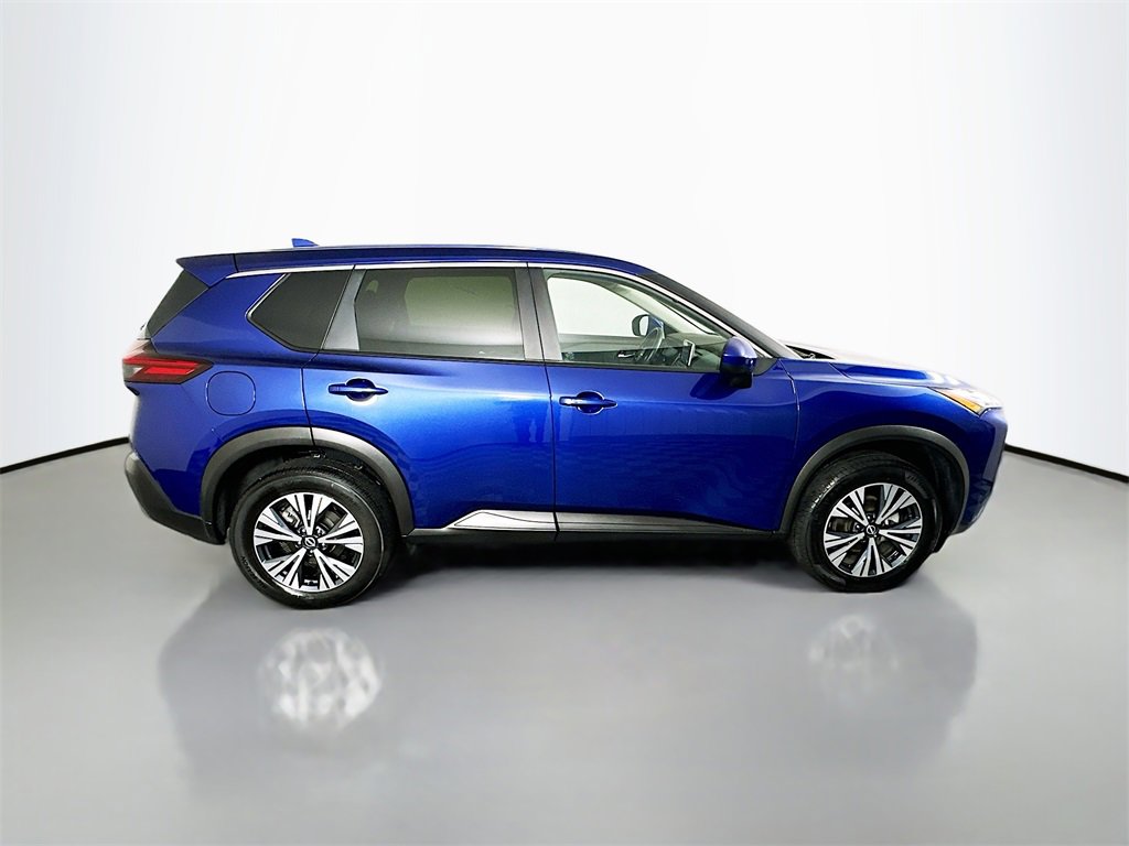 Used 2023 Nissan Rogue SV image 15