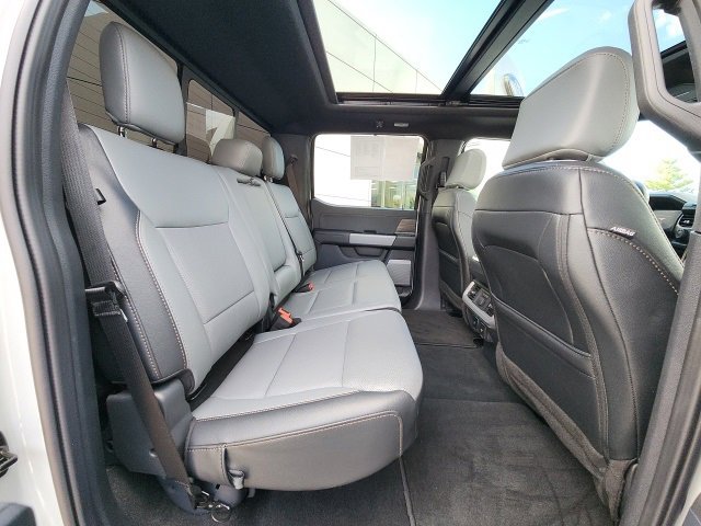 Used 2024 Ford F150 Lightning Lariat image 31