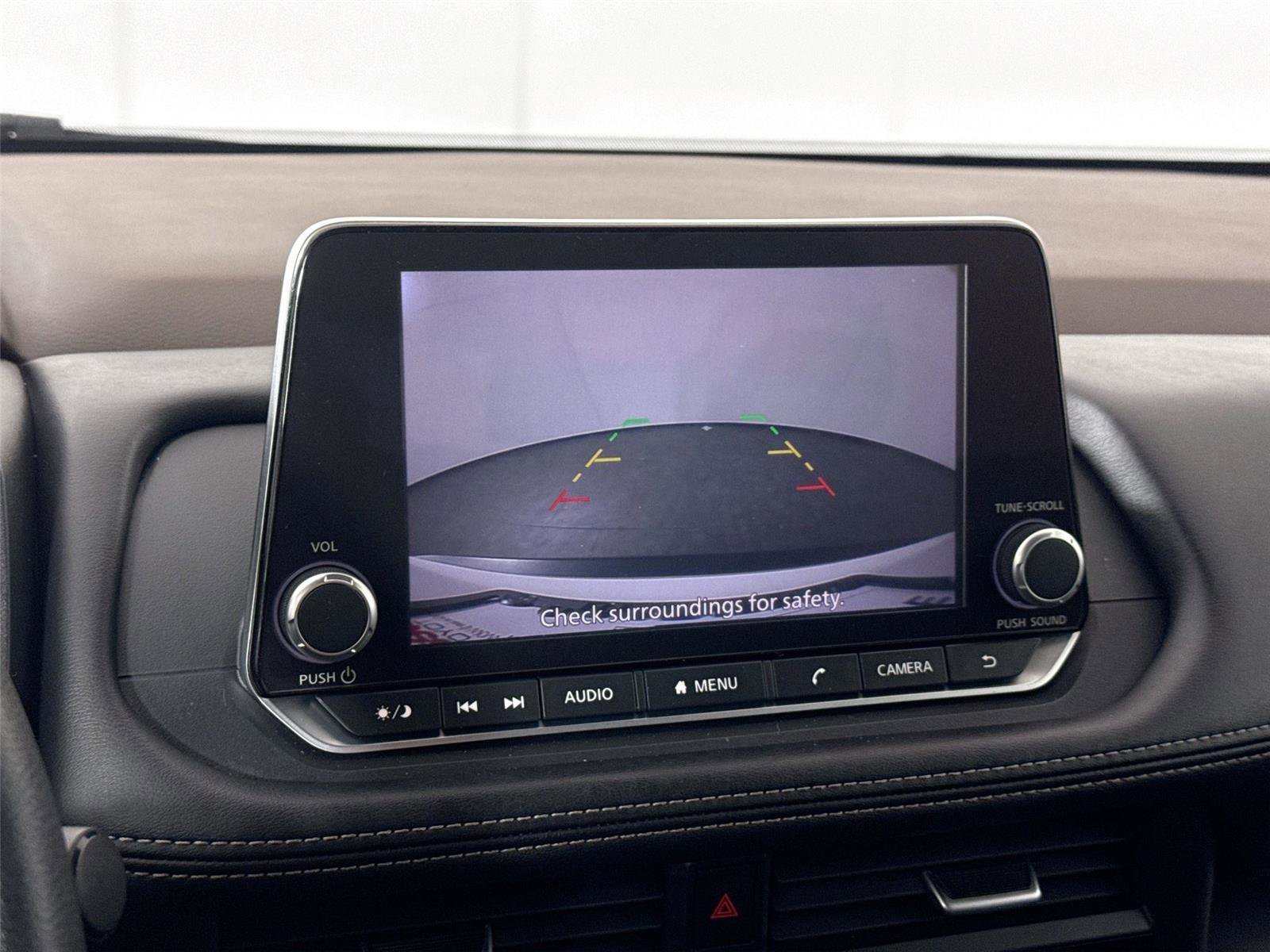 Used 2023 Nissan Rogue S FWD image 20