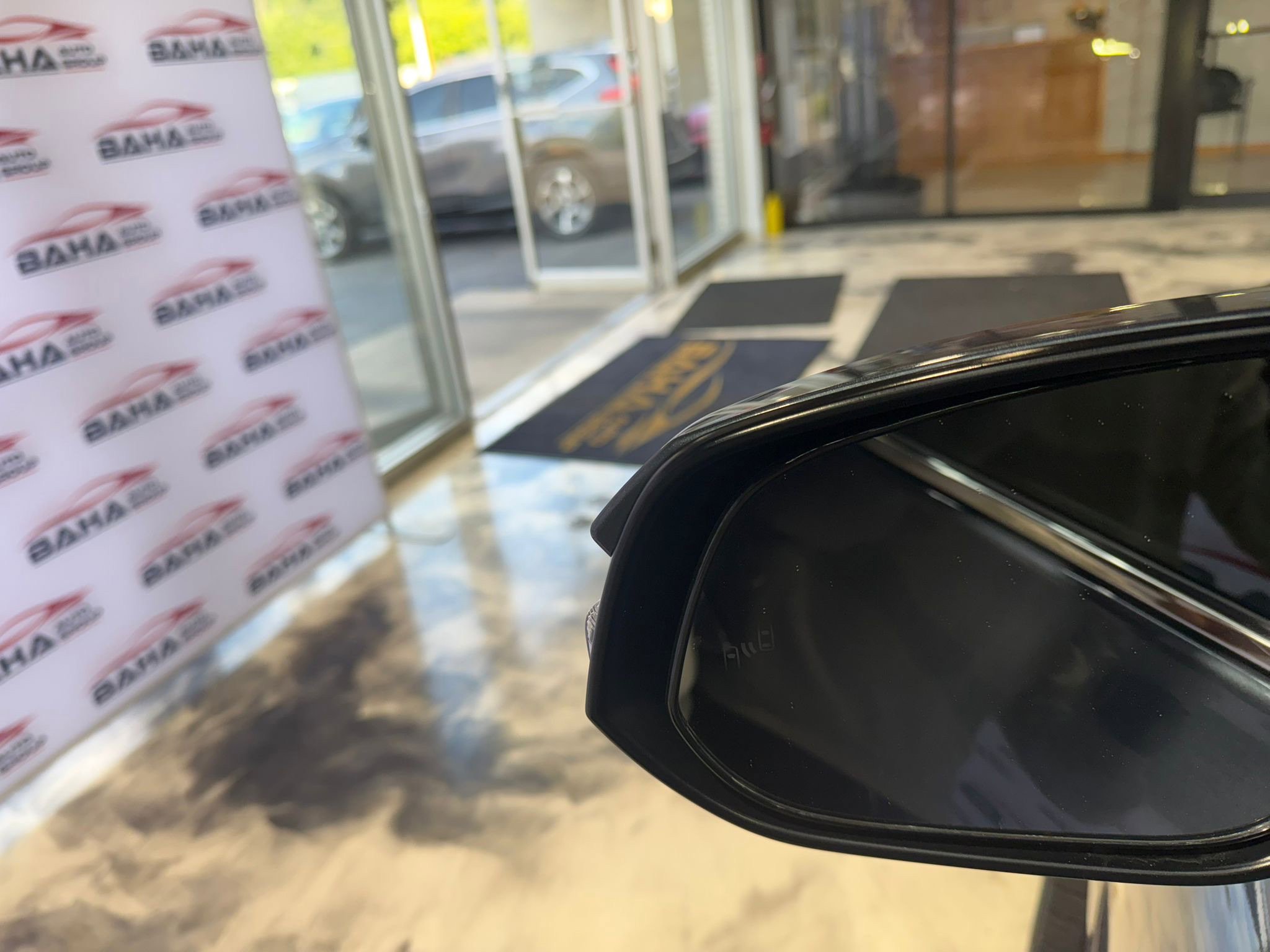 Used 2023 Toyota Venza XLE image 5