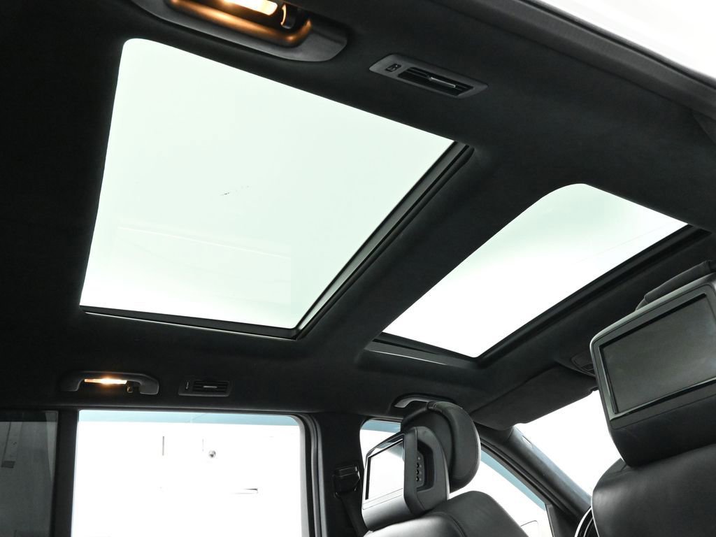 Used 2014 Mercedes-Benz GL 63 AMG 4MATIC image 23