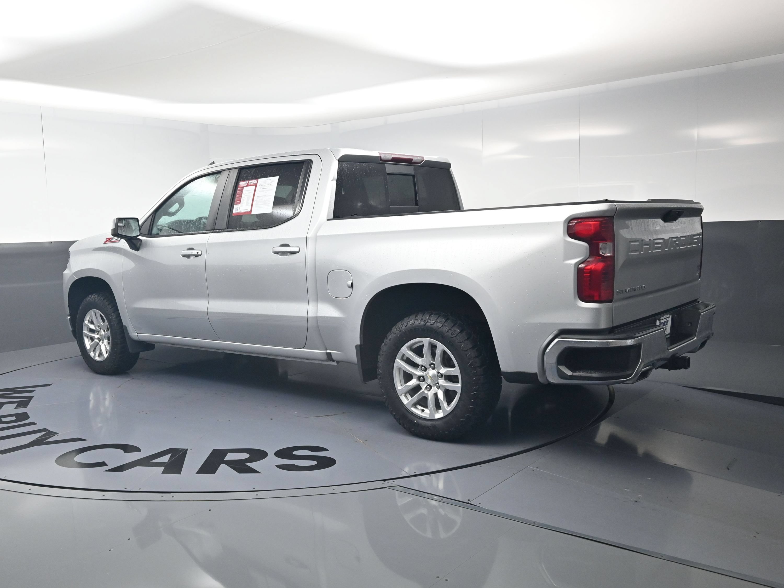Used 2020 Chevrolet Silverado 1500 LT w/ All-Star Edition AWD/4WD image 7