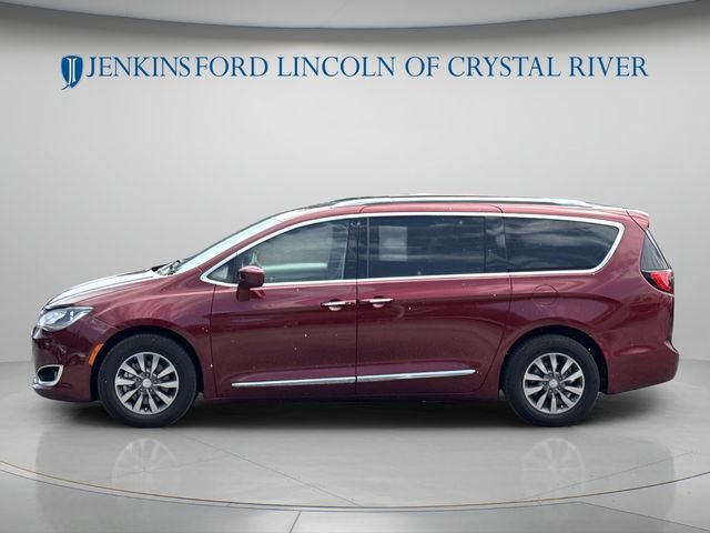 Used 2019 Chrysler Pacifica Touring-L Plus FWD image 10