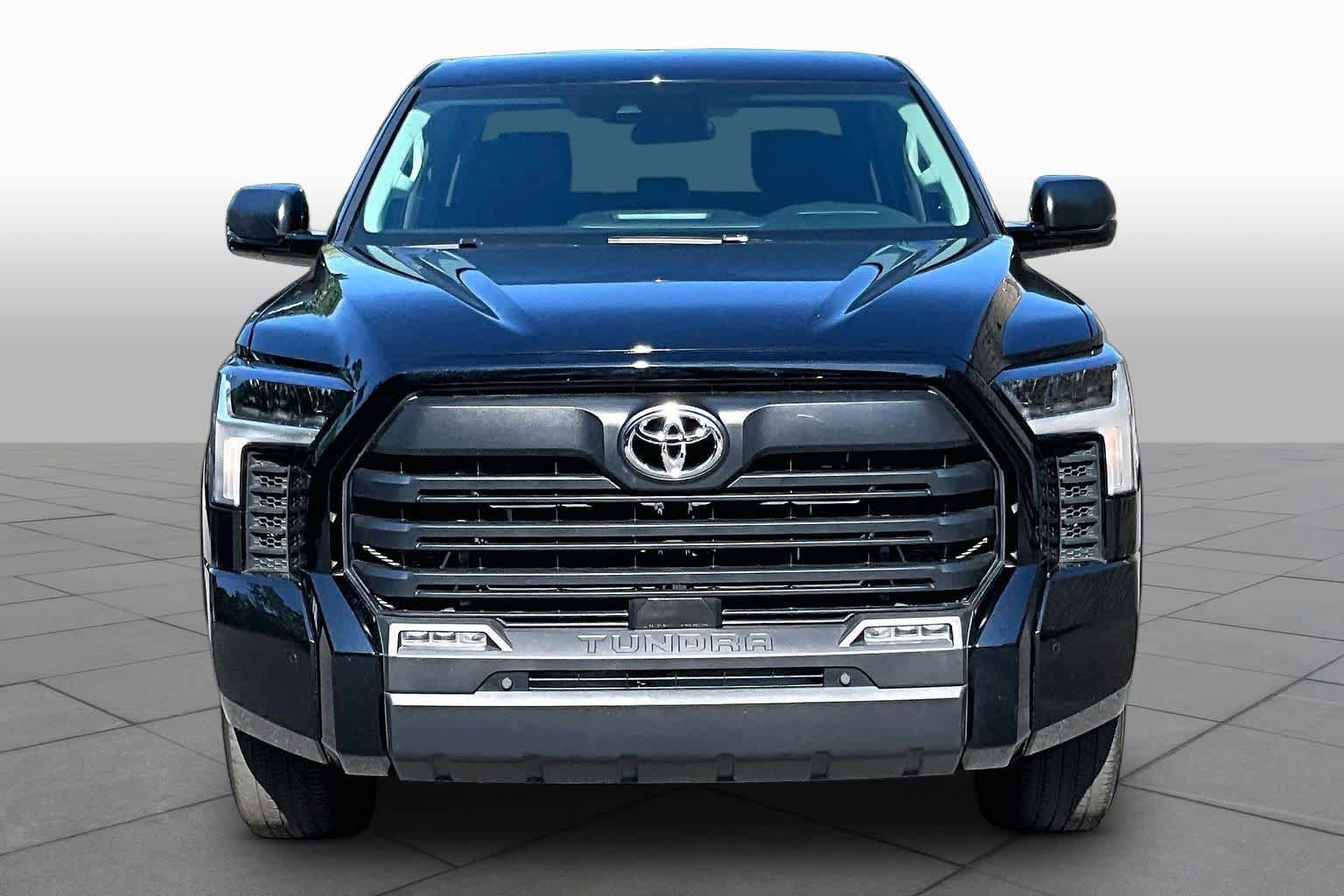 Used 2023 Toyota Tundra SR5 w/ SR5 Premium Package AWD/4WD image 4