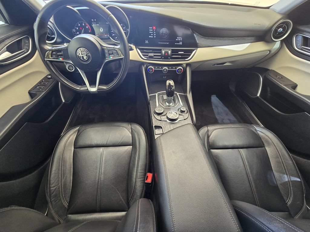 Used 2019 Alfa Romeo Giulia RWD image 18