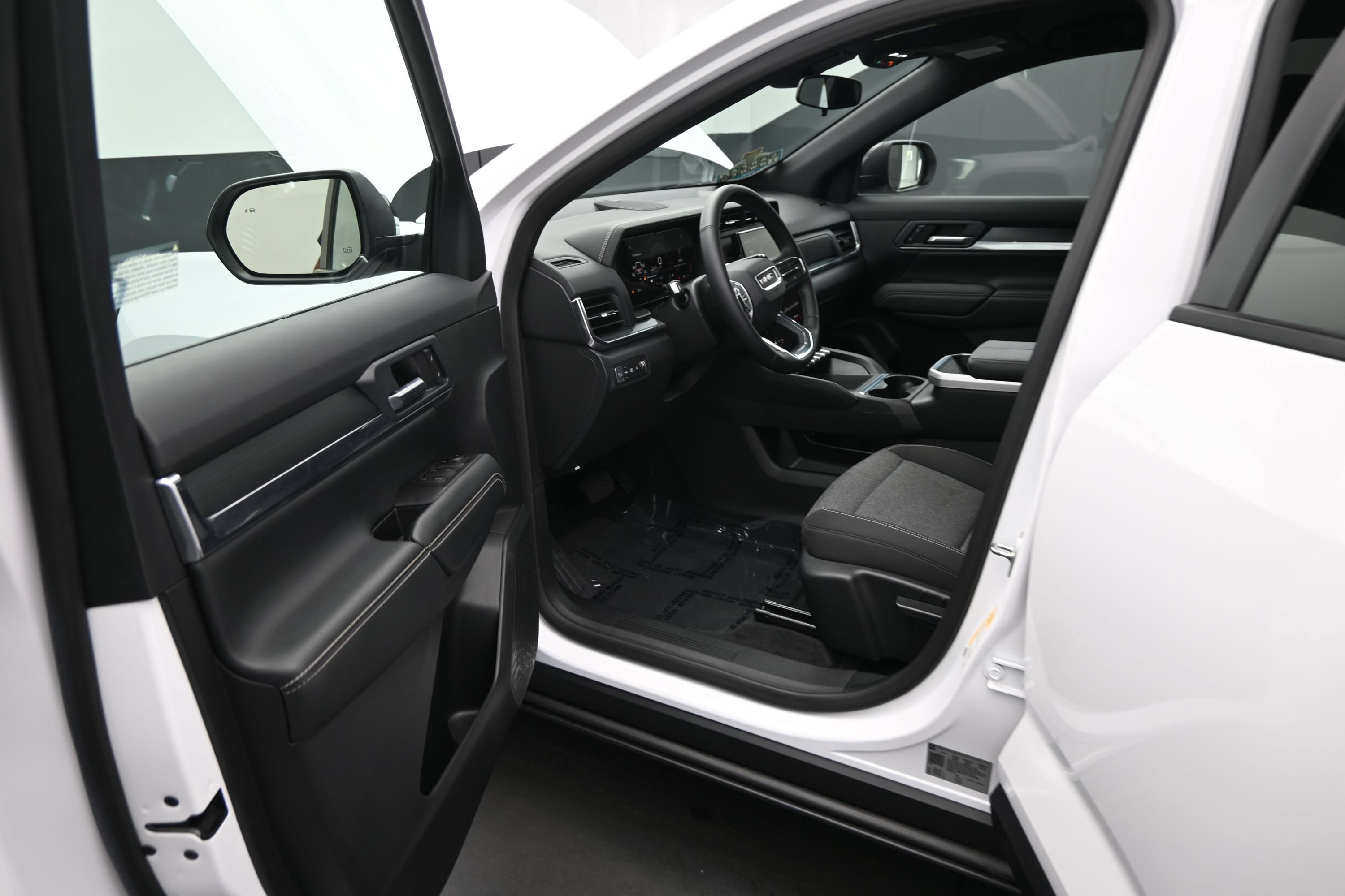 Used 2026 GMC Terrain Elevation FWD image 24
