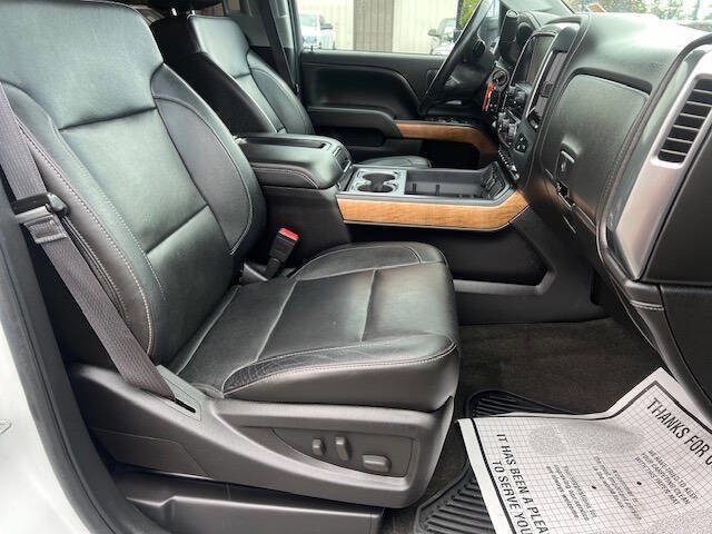 Used 2015 Chevrolet Silverado 2500 LTZ w/ Duramax Plus Package image 13