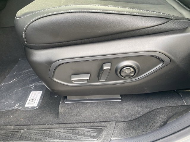 New 2025 Jeep Grand Cherokee L Altitude image 16