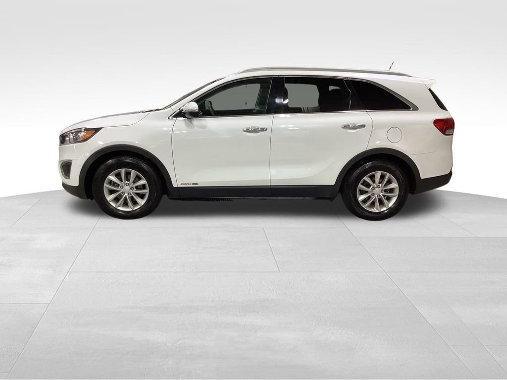 Used 2016 Kia Sorento LX image 6