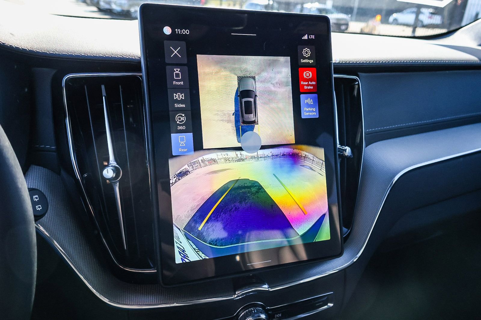 New 2026 Volvo XC60 B5 Ultra w/ Climate Package PRO image 33