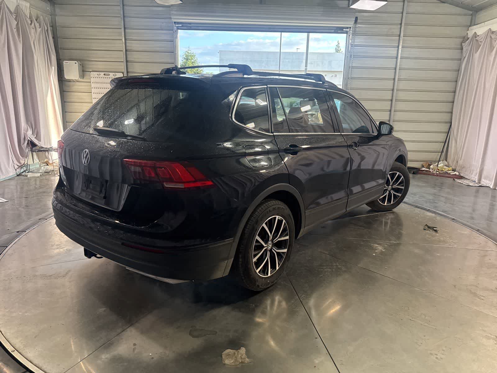 Used 2019 Volkswagen Tiguan SE FWD image 5