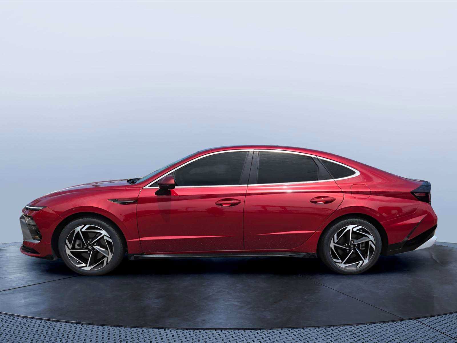 Used 2024 Hyundai Sonata SEL w/ Convenience Package FWD image 11
