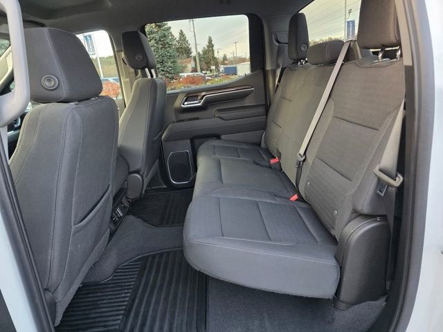 Used 2022 Chevrolet Silverado 1500 LT AWD/4WD image 18