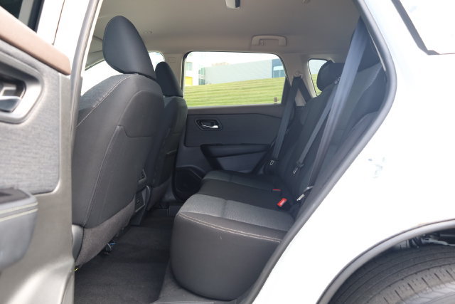 Certified 2023 Nissan Rogue SV AWD/4WD image 28