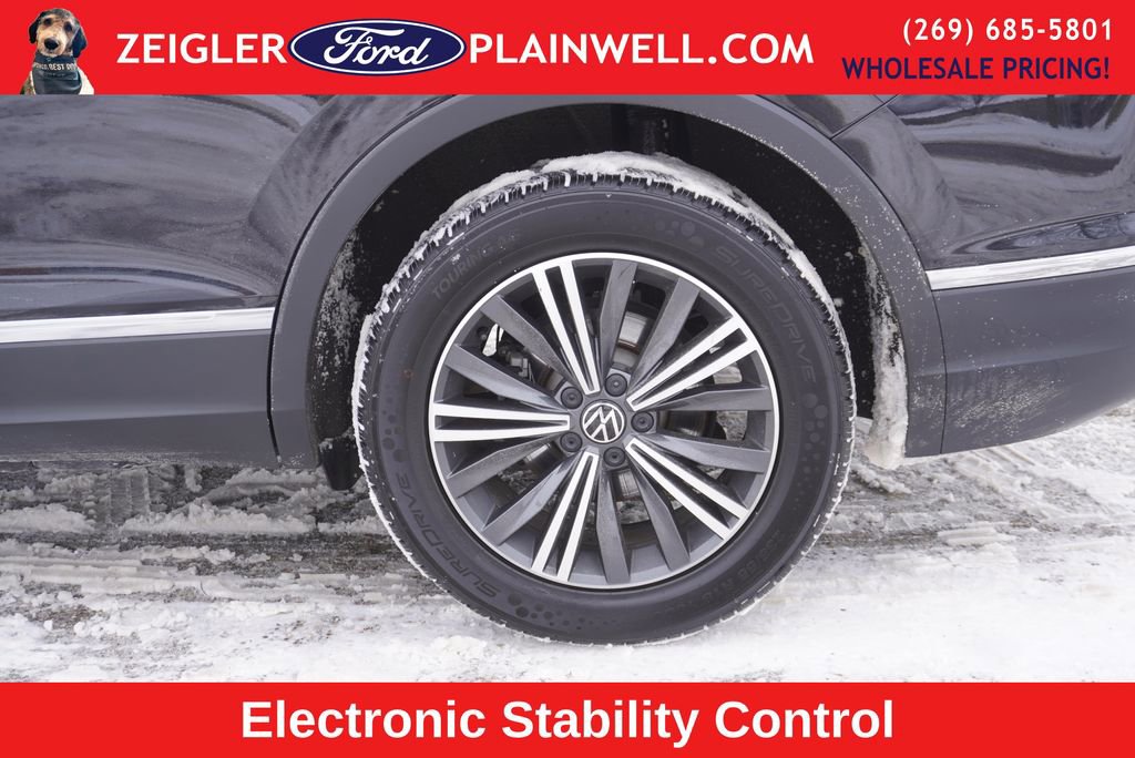 Used 2024 Volkswagen Tiguan Wolfsburg Edition image 7