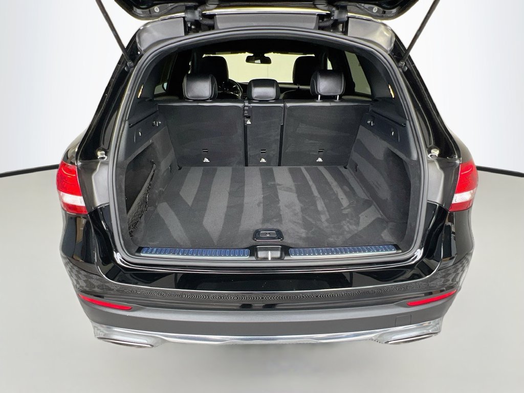 Used 2018 Mercedes-Benz GLC 300 image 24