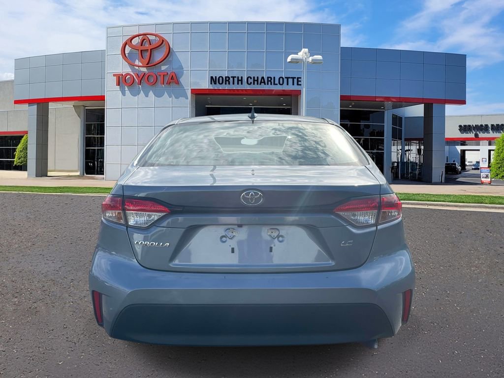Used 2025 Toyota Corolla LE image 6