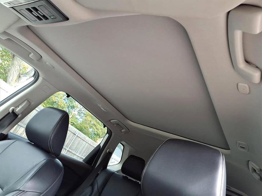 Used 2023 Nissan Rogue SL w/ SL Premium Package image 21
