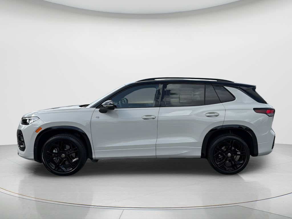 New 2026 Volkswagen Tiguan SE R-Line AWD/4WD image 8