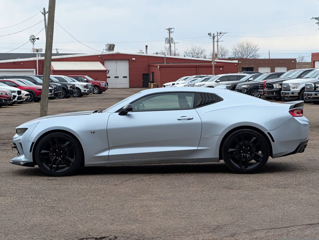 Used 2017 Chevrolet Camaro LT image 5