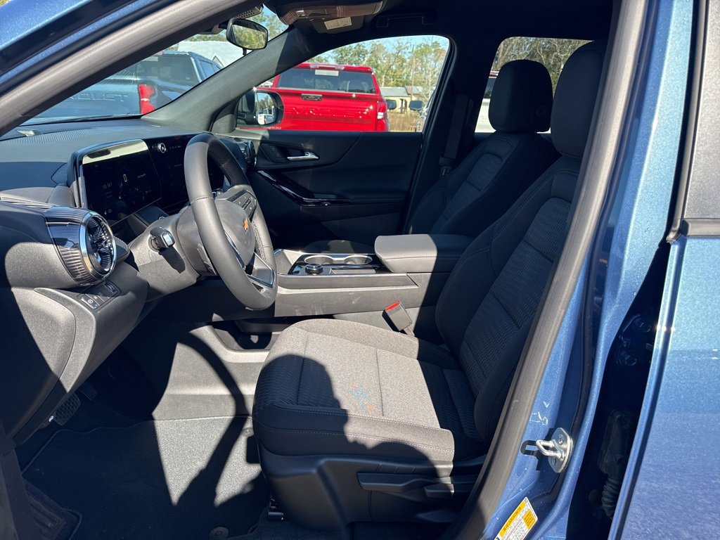 New 2026 Chevrolet Equinox LT image 9