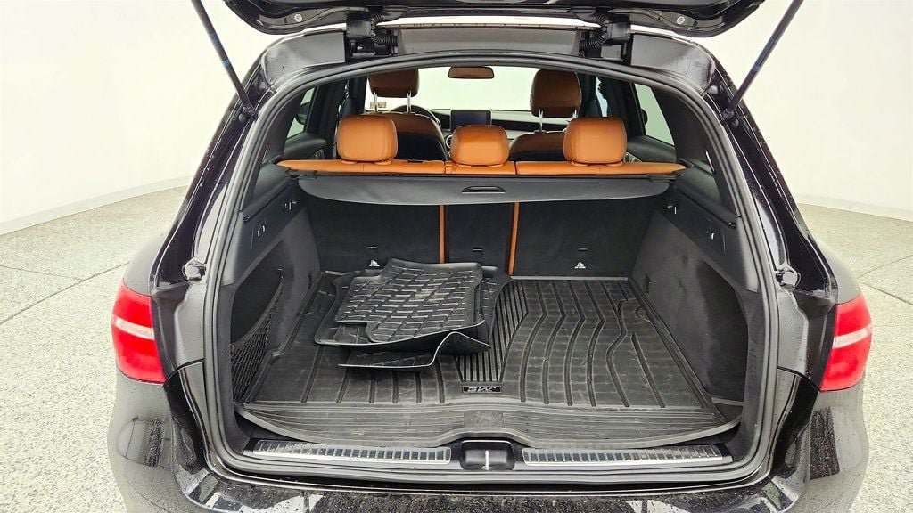 Used 2019 Mercedes-Benz GLC 43 AMG 4MATIC image 20