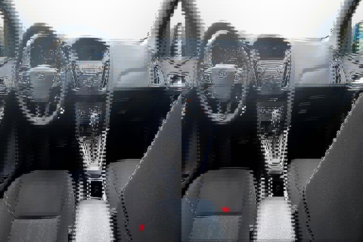 Used 2018 Ford Focus SE image 14