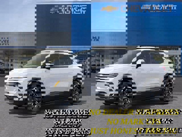 New 2026 Chevrolet Equinox EV LT image 2