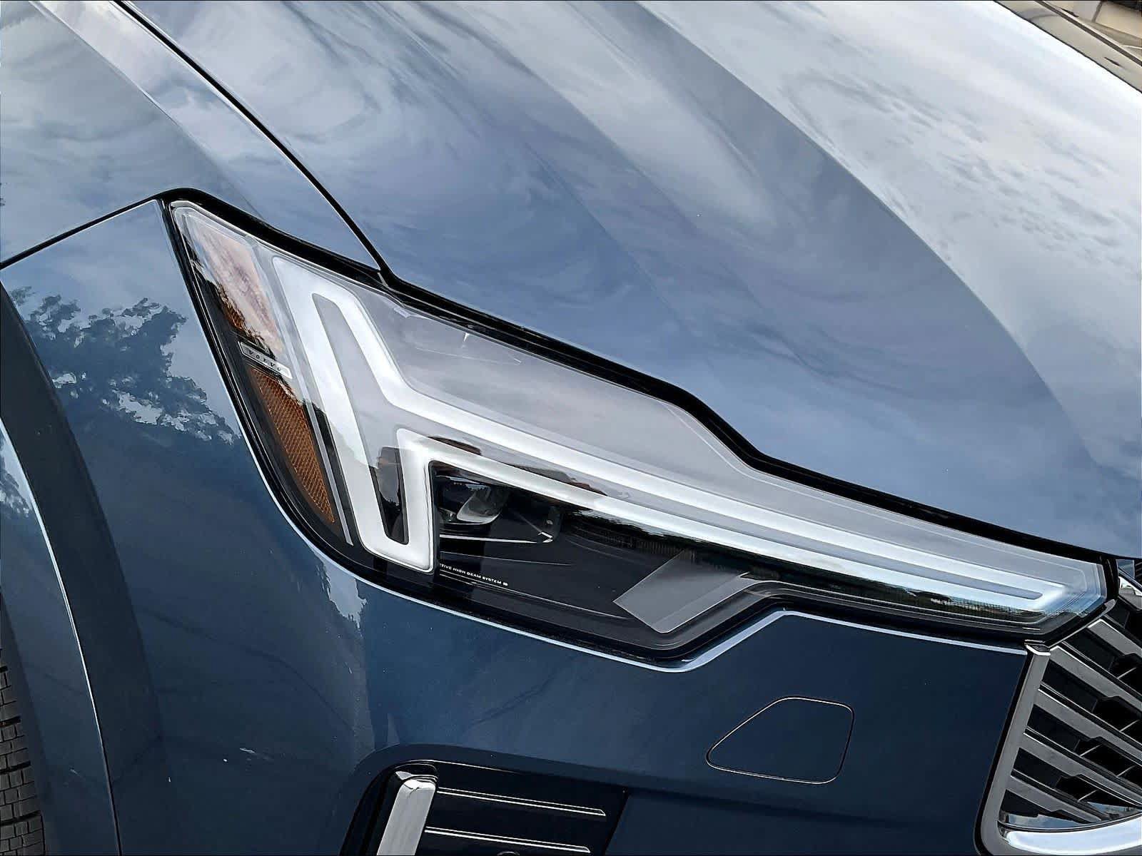 New 2026 Volvo XC90 B5 Core AWD/4WD image 33