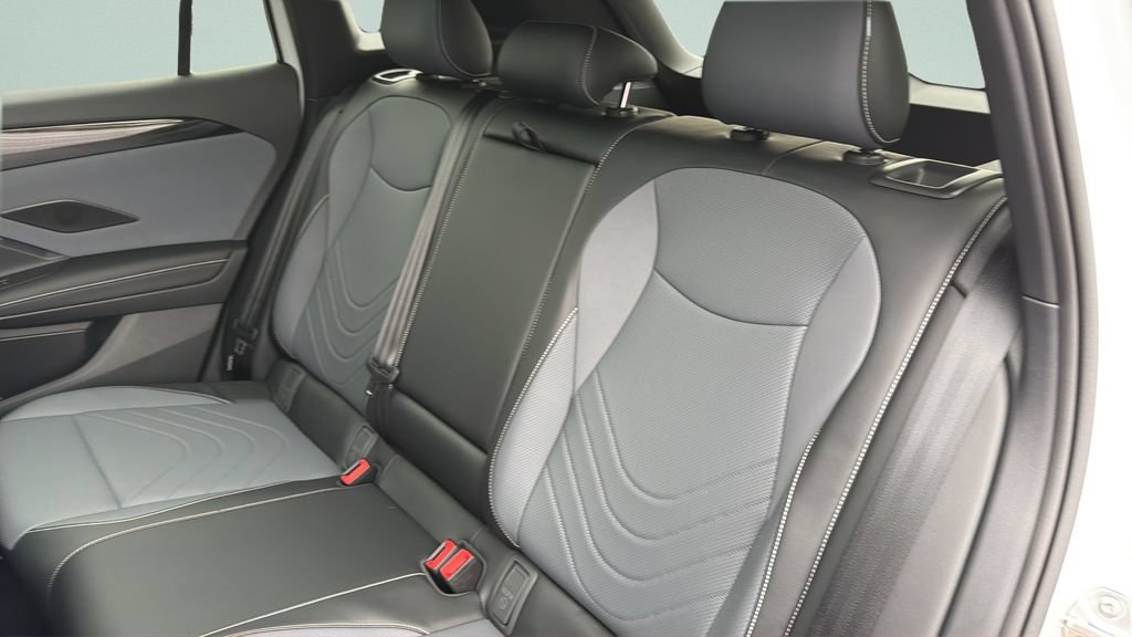 New 2026 Volkswagen Tiguan SE R-Line FWD image 26